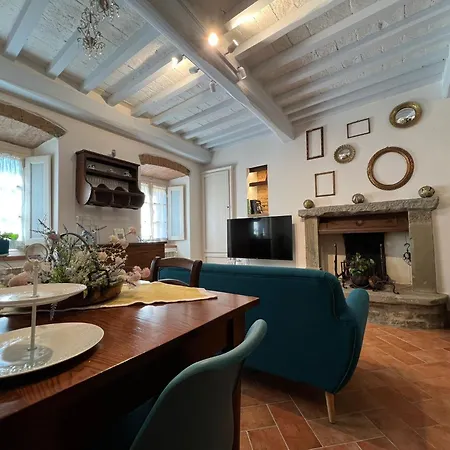 Casa Del Borgo