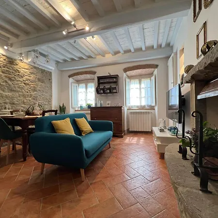 Casa Del Borgo