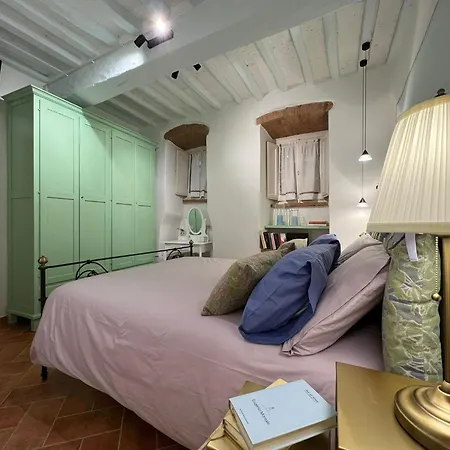 Casa Del Borgo شقة كورتونا